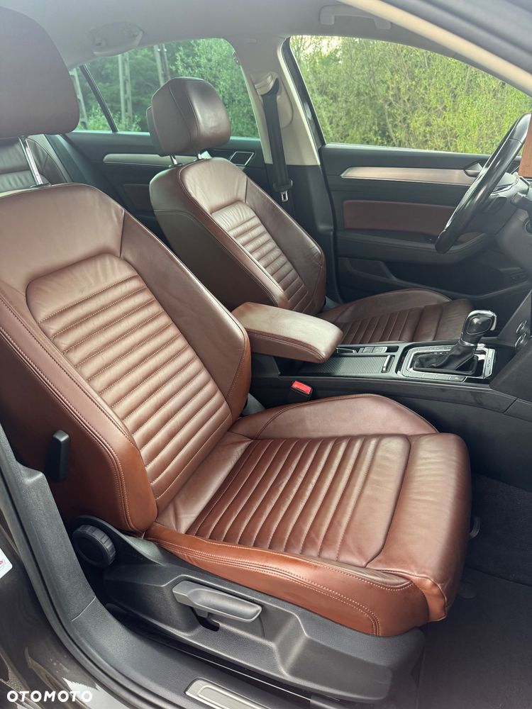 Volkswagen Passat - 9