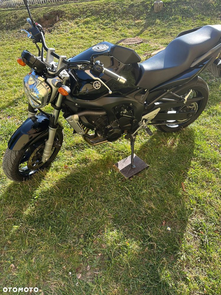 Yamaha FZ6 - 7