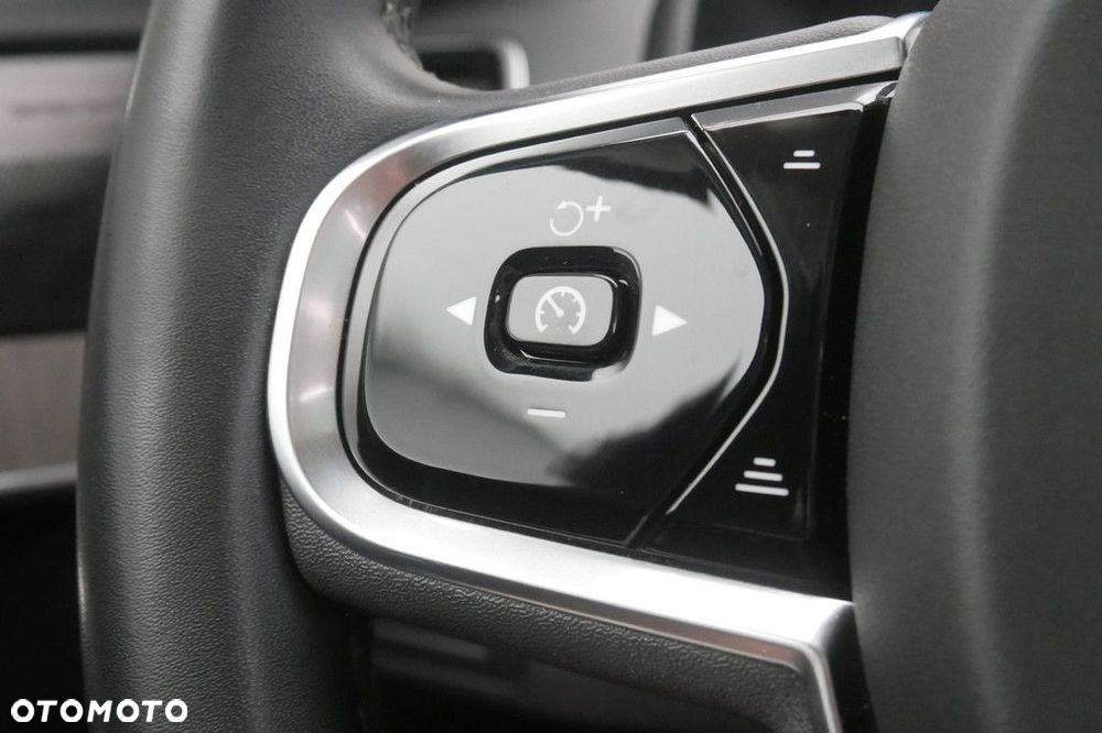 Volvo XC 90 - 29
