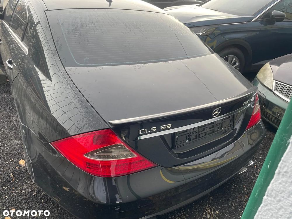 Mercedes CLS 63 AMG NA  CZĘŚCI!!! Kolor:197 - 1