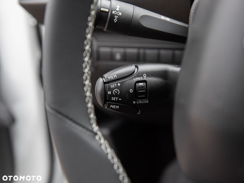 Peugeot 308 - 18