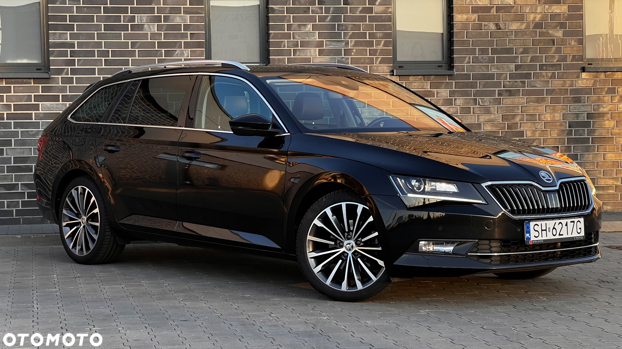 Skoda Superb 2.0 TDI 4x4 DSG L&K - 11