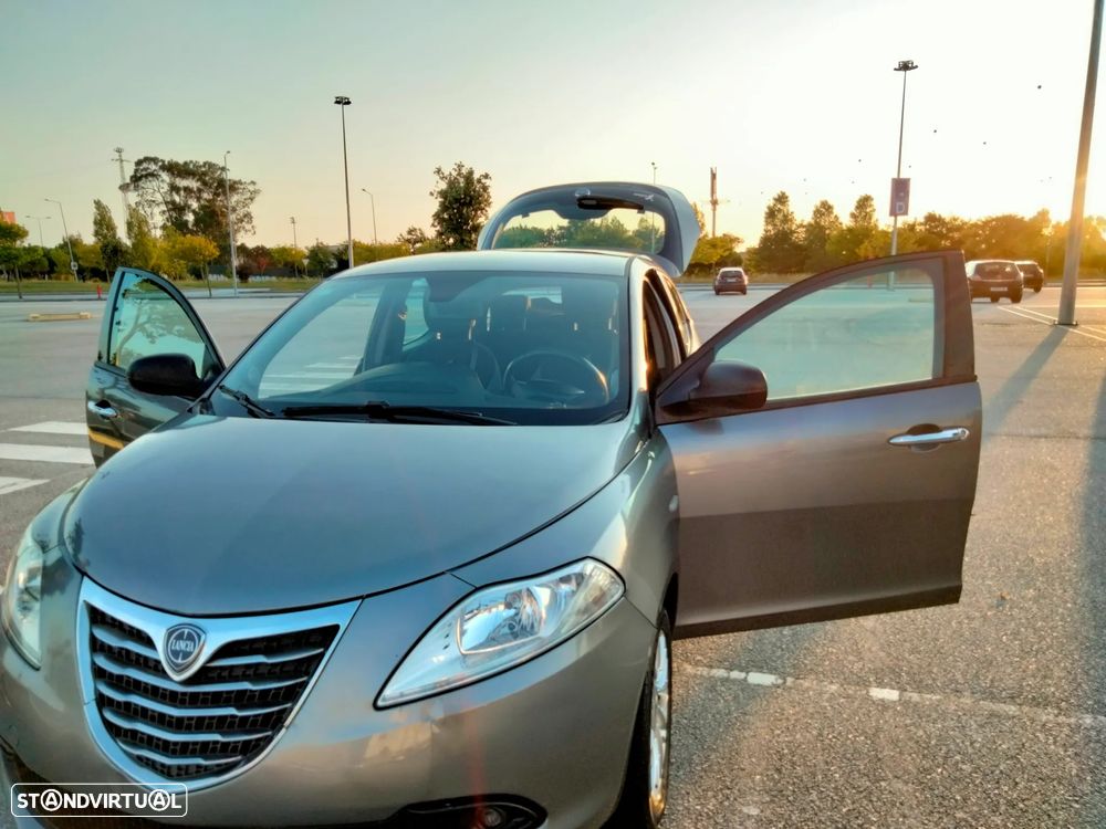 Lancia Ypsilon 1.2 S&S Silver - 7