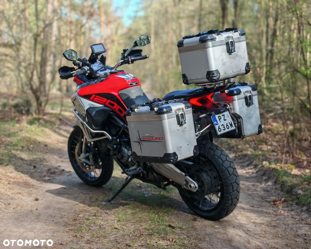 Ducati Multistrada - 25