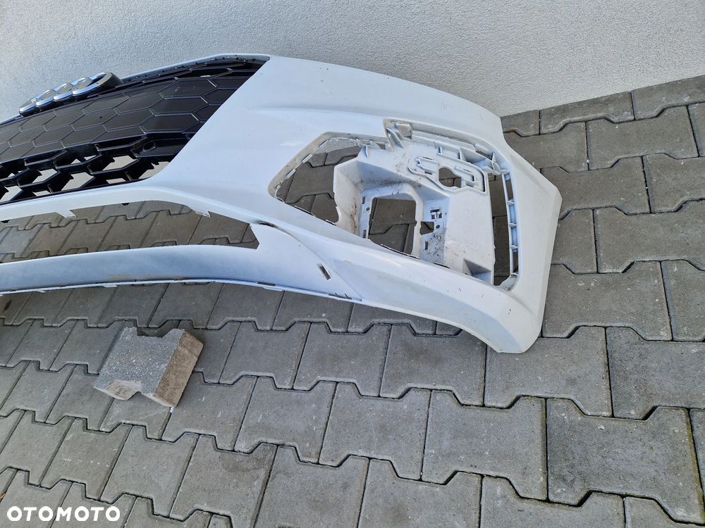 Zderzak Audi A4 B9 8w lift 2019 - s line - 8