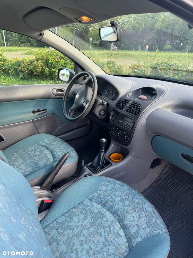 Peugeot 206 1.1 XR - 10