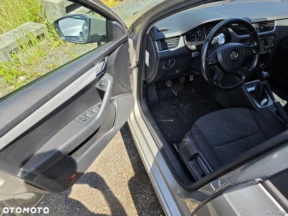 Skoda Octavia 1.4 TSI Ambition - 8