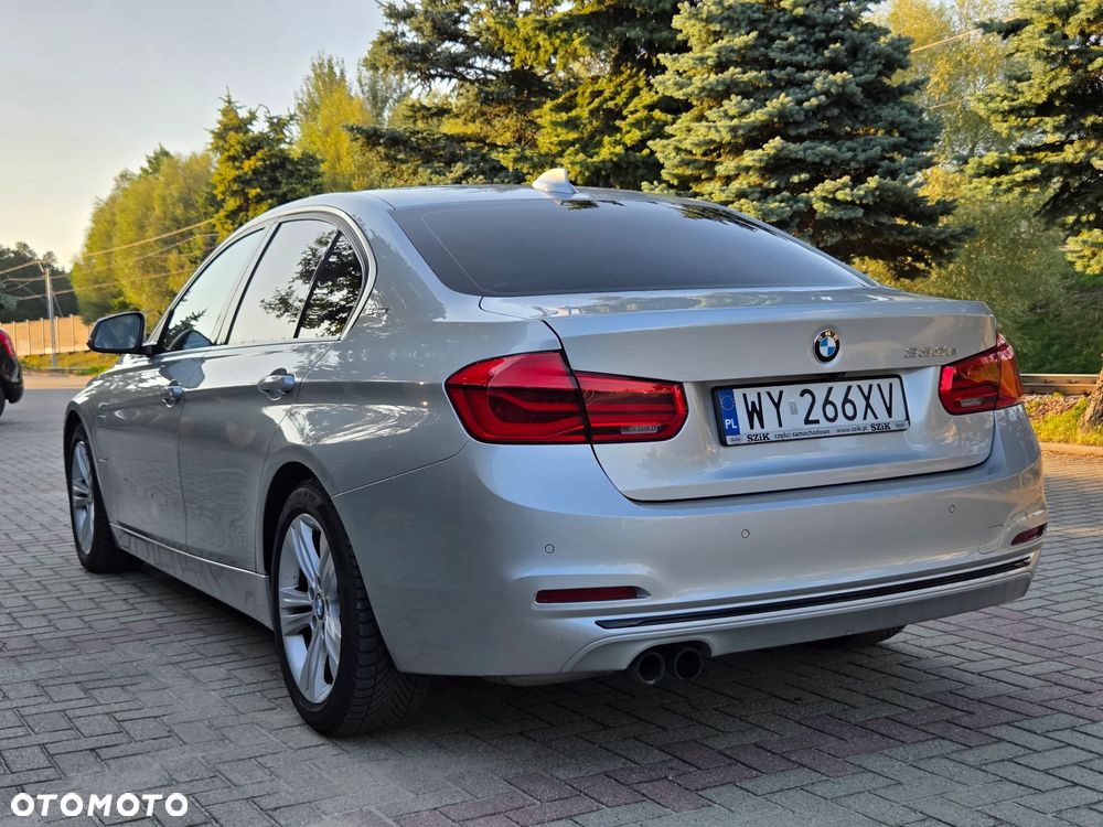 BMW Seria 3 330e iPerformance Sport Line - 6