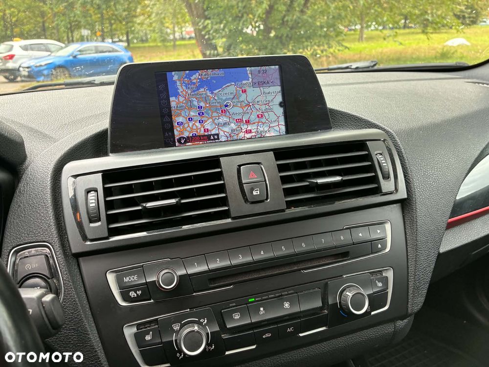BMW Seria 1 114i Sport Line - 21