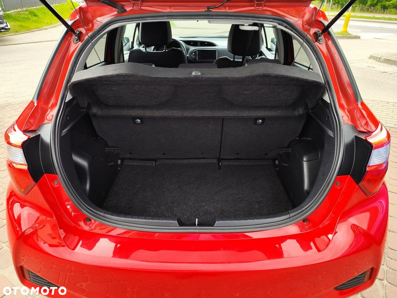 Toyota Yaris - 11