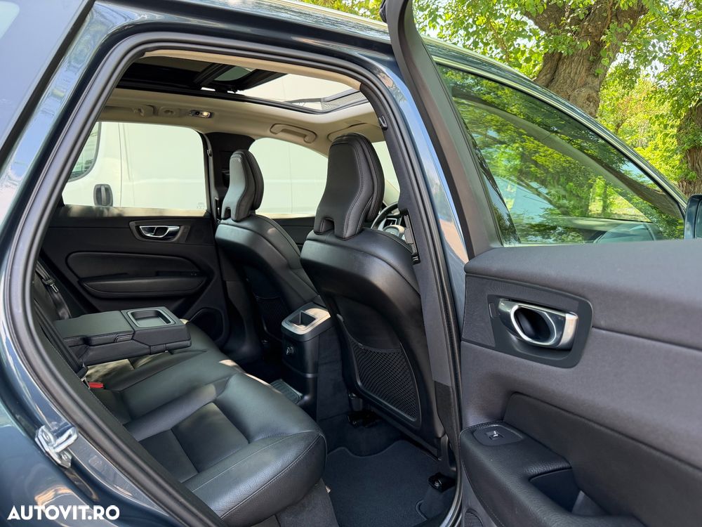Volvo XC 60 Recharge T8 Twin Engine eAWD Inscription - 22