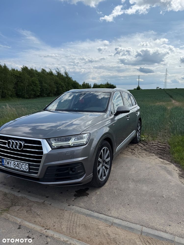 Audi Q7 - 3