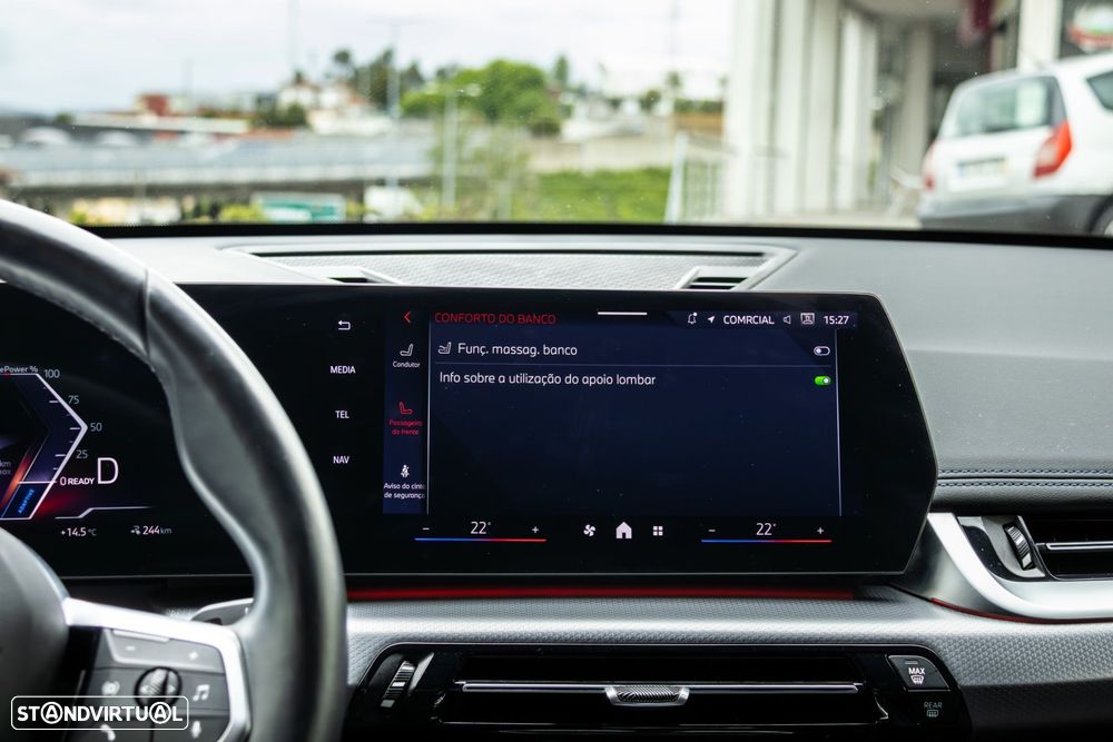 BMW iX1 eDrive20 Pack Desportivo M - 51