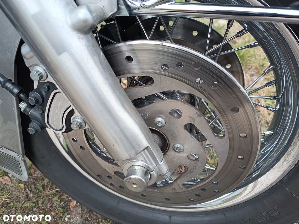 Harley-Davidson FLHTCU Ultra - 12