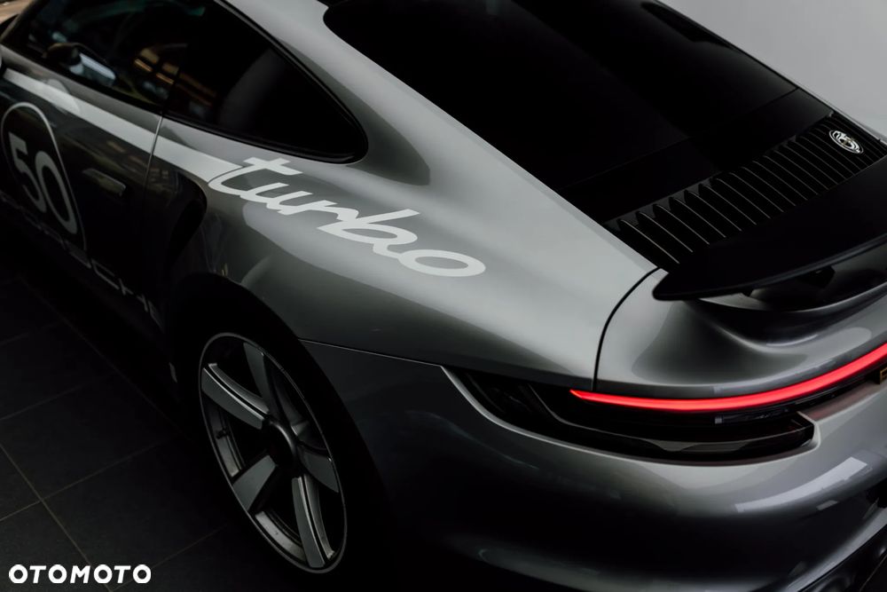 Porsche 911 Turbo 50 Years - 17