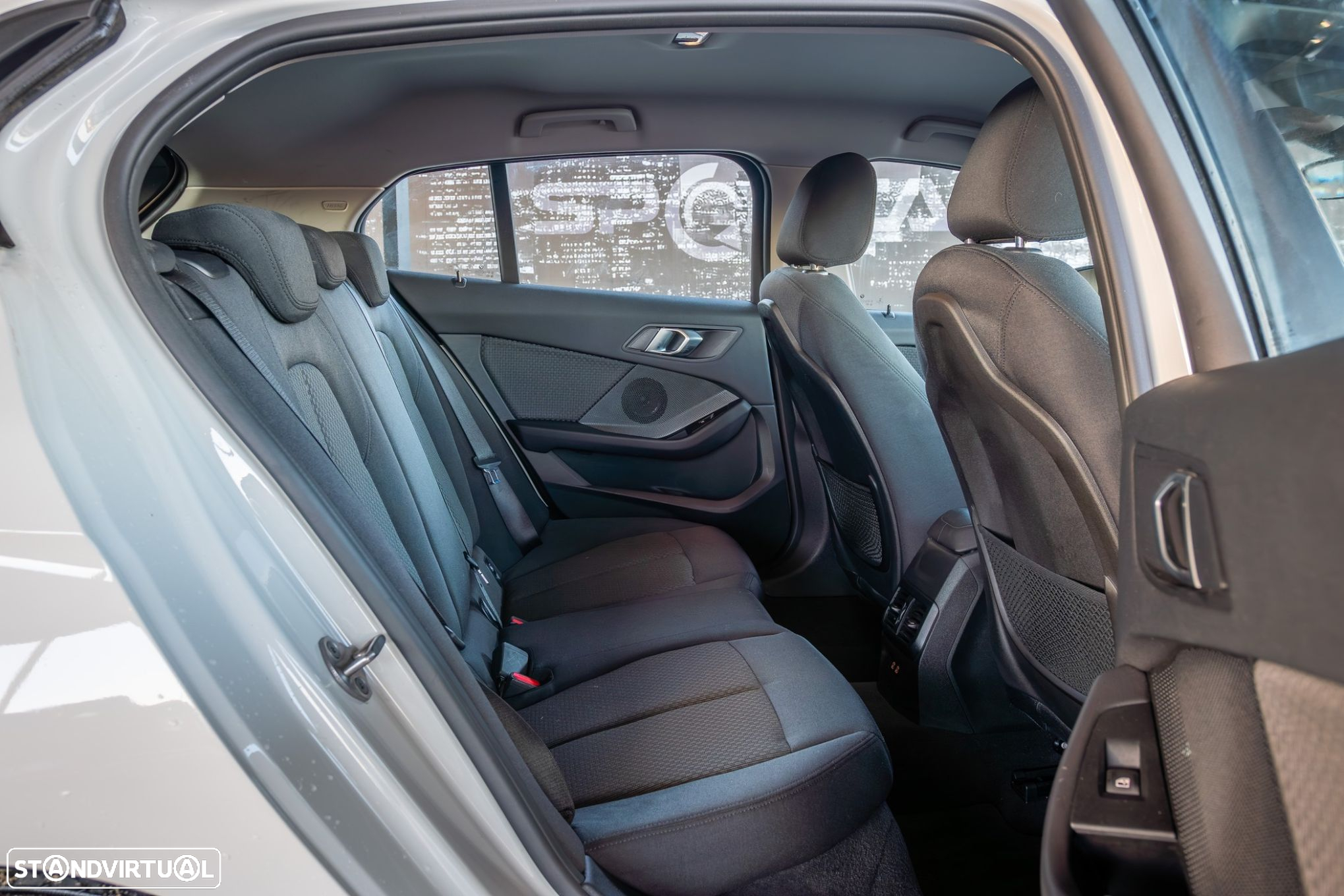 BMW 118 d Auto - 13