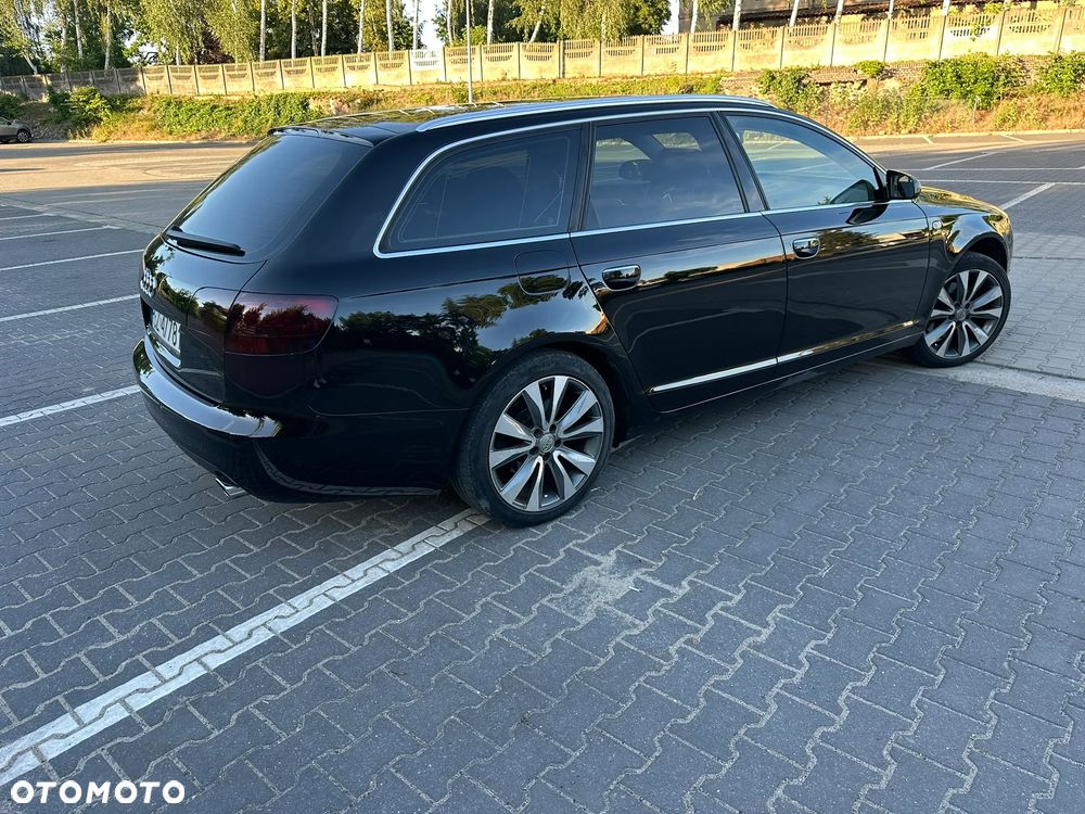 Audi A6 Avant 2.4 - 6