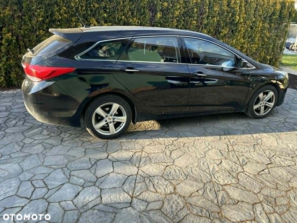 Hyundai i40 1.7 CRDi Comfort - 1
