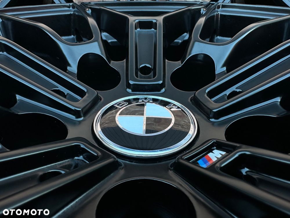 NOWE alufelgi M pakiet 5x120 18 felgi 8j ET35 BMW seria 3 E36 E46 E90 F30 F10 F12 F01 F20 E87 F32 F34 Z3 Z4 E60 xDrive jak Styling 930 czarne Japan Racing Carbonado Rubin - 16