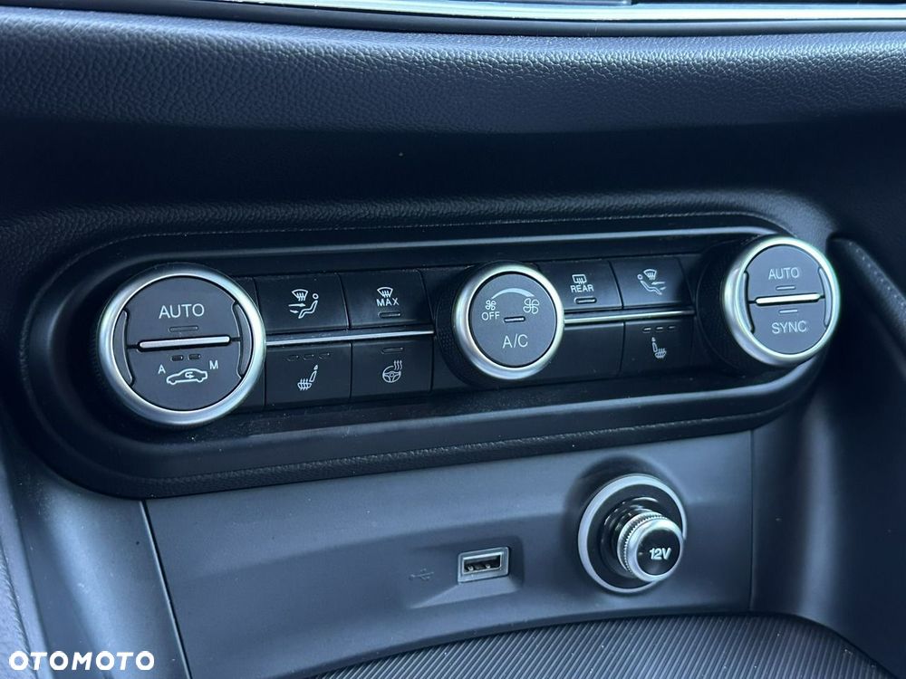 Alfa Romeo Stelvio 2.0 Turbo Veloce Q4 - 28