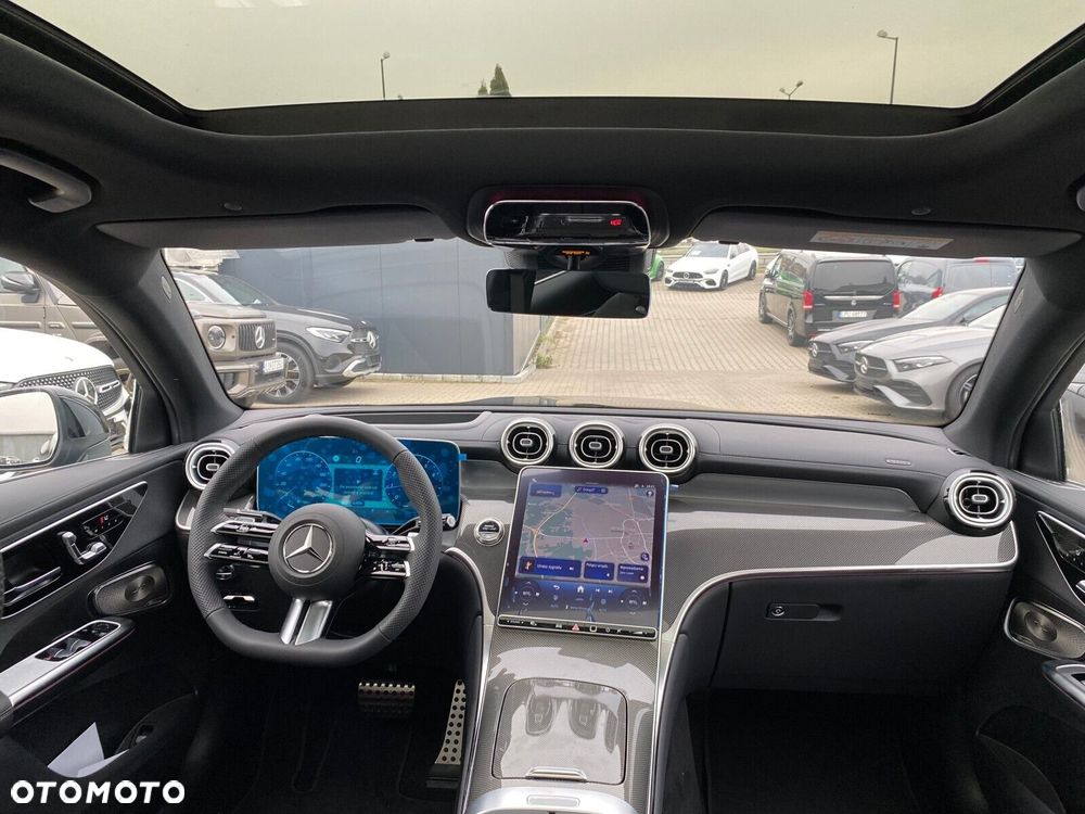 Mercedes-Benz GLC - 24