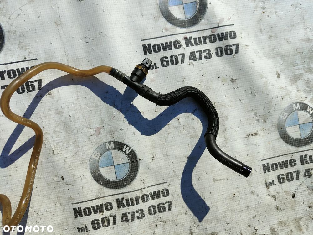BMW E60 E61 2.5d 3.0d Przewód paliwa czujnik temperatury 7789304 - 3