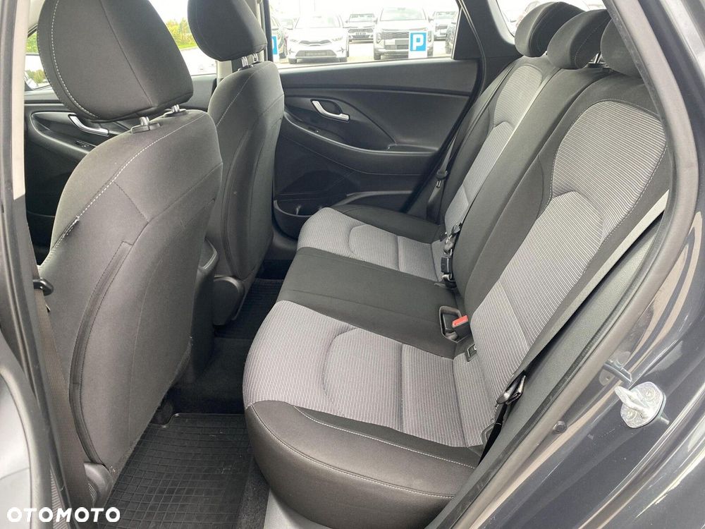 Hyundai i30 - 19