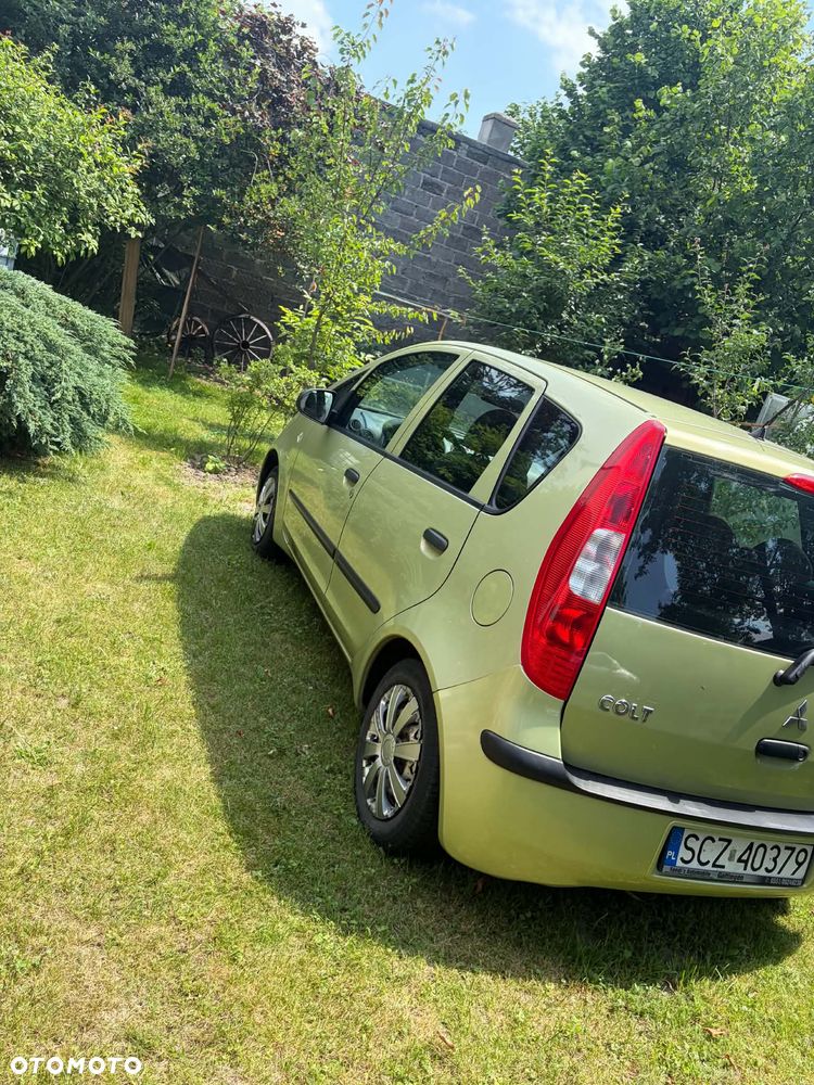 Mitsubishi Colt 1.1 - 2