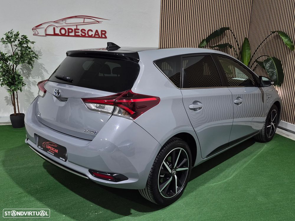 Toyota Auris 1.8 HSD Exclusive - 8