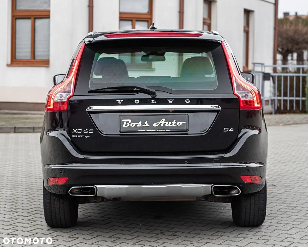 Volvo XC 60 D4 Geartronic Summum - 10