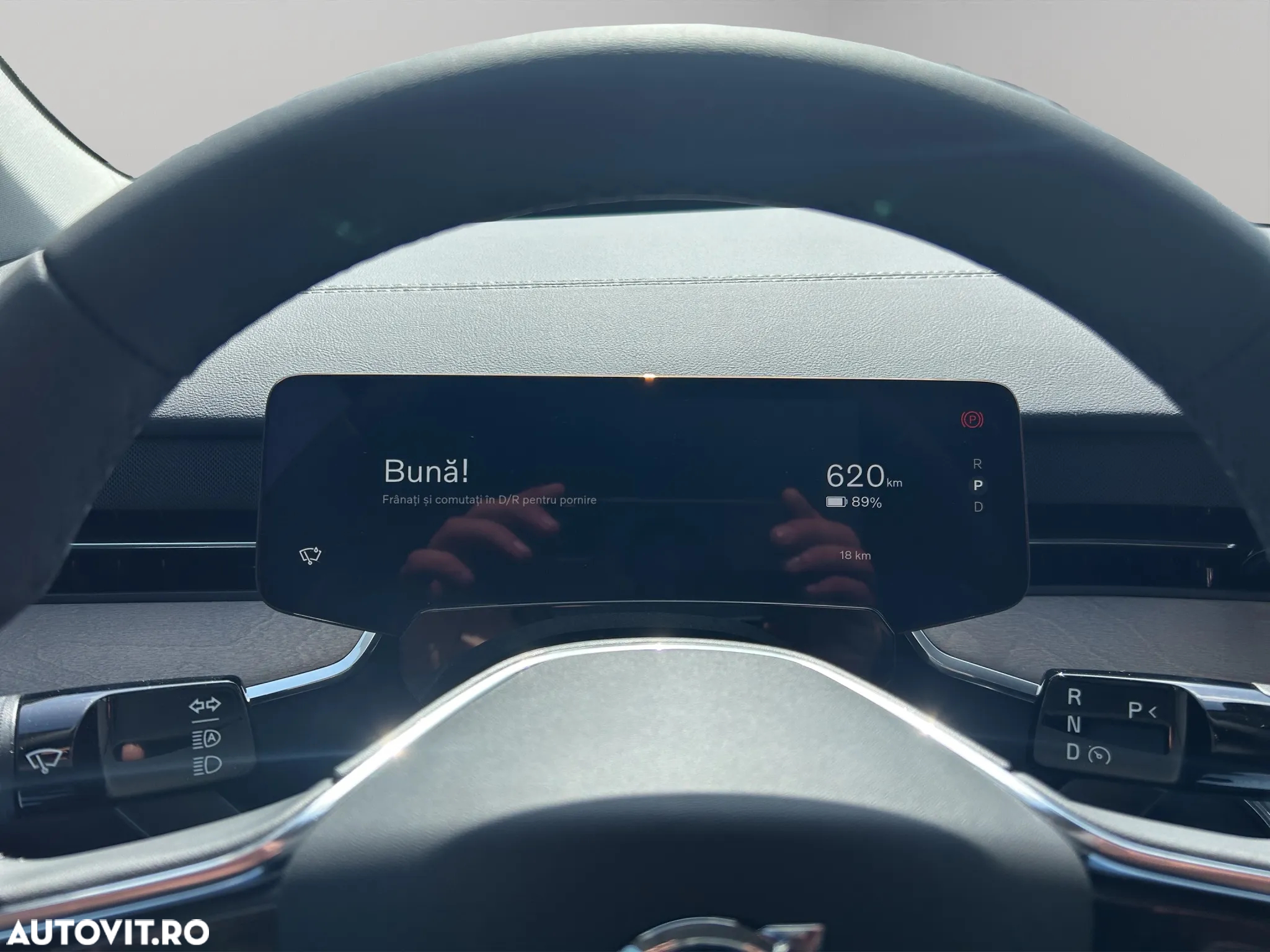 Volvo EX90 - 11