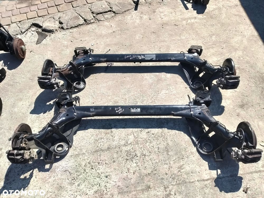 belka oś tył zawieszenia VW Golf 4 Bora Audi A3  Orginał Bez rdzy
