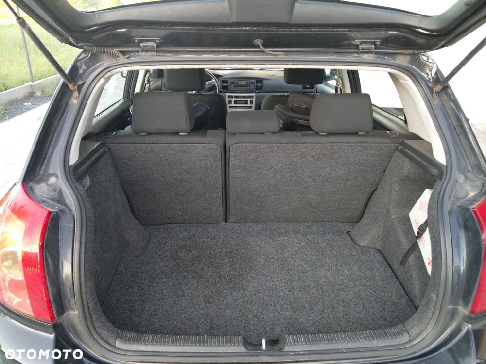 Toyota Corolla 1.6 VVT-i Sol - 9