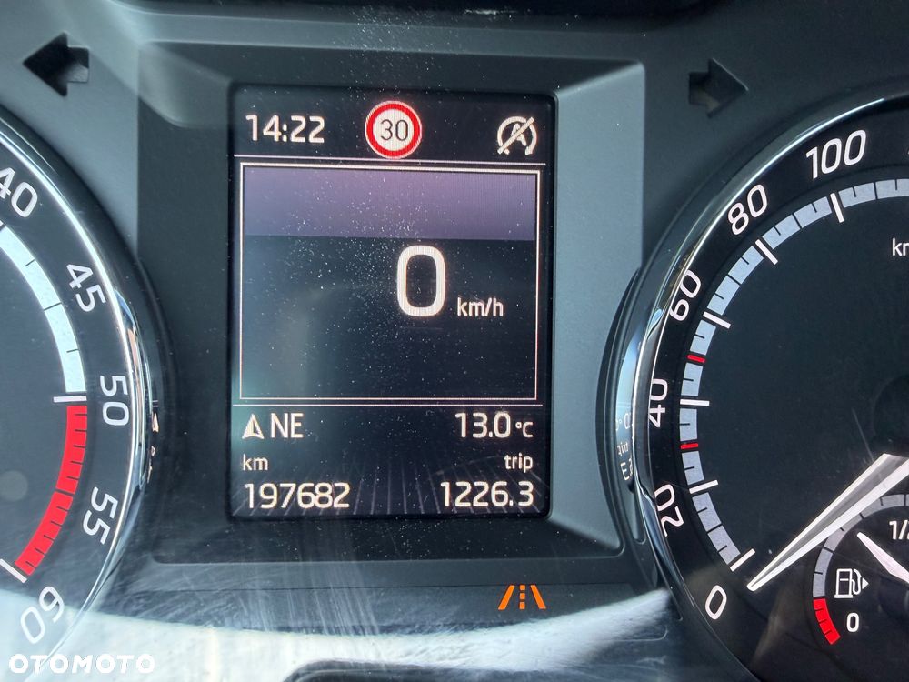Skoda Octavia 2.0 TDI DSG RS - 13