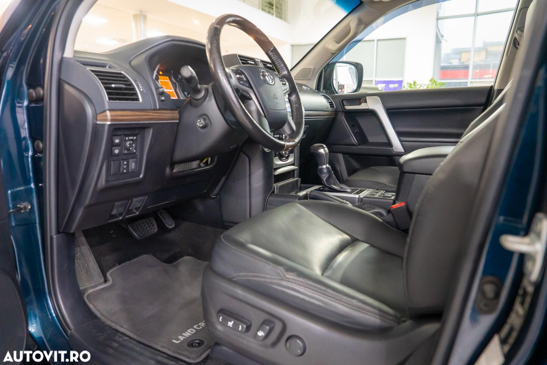 Toyota Land Cruiser 2.8 D-4D Automatik Executive - 14