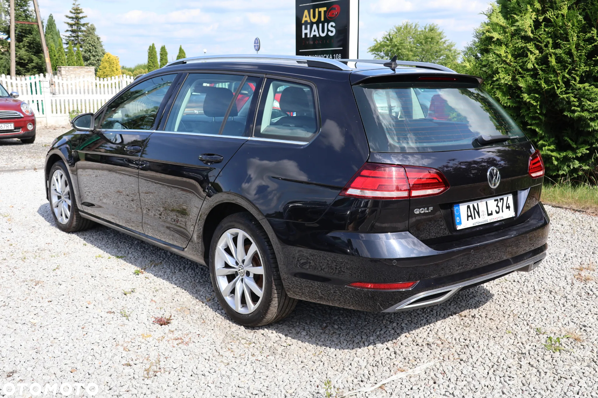 Volkswagen Golf 1.5 eTSI OPF DSG Style - 4