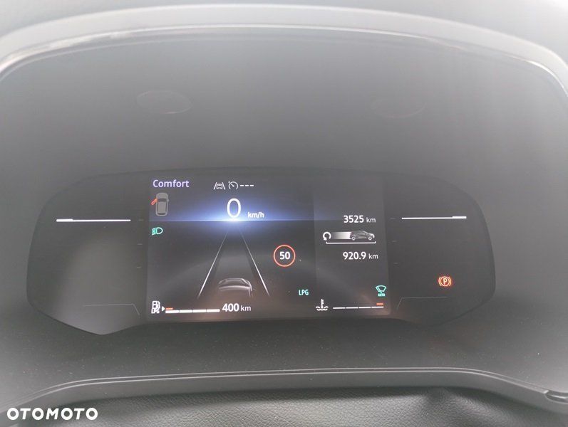 Renault Captur - 11