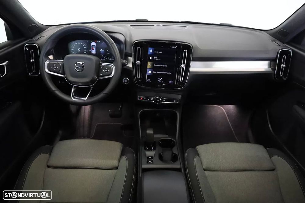 Volvo XC 40 1.5 T5 PHEV Momentum Plus - 26