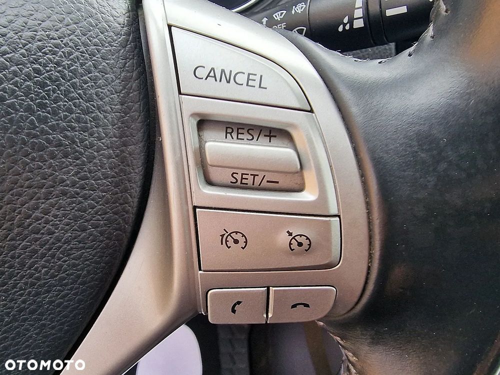 Nissan Qashqai 1.5 dCi DPF acenta - 16