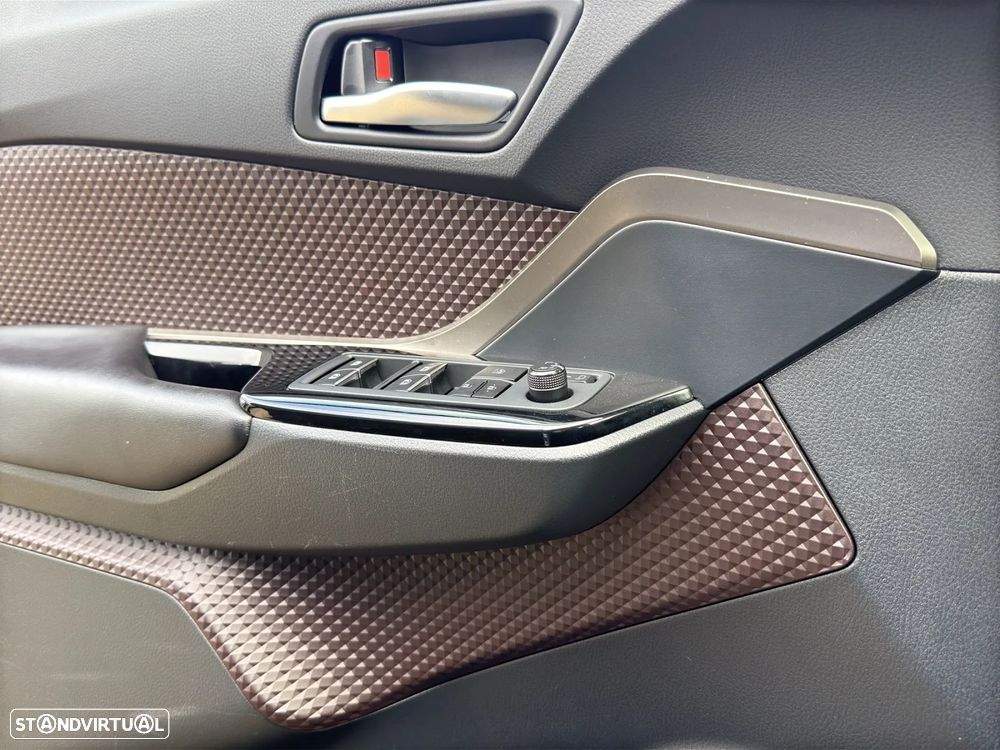 Toyota C-HR 1.8 Hybrid Exclusive+P.Luxury - 18