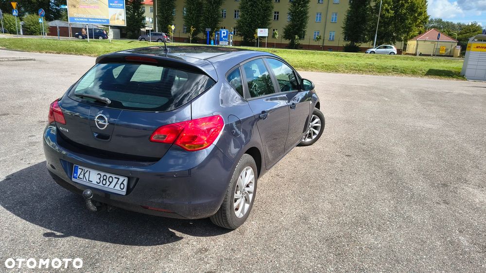 Opel Astra IV 1.6 Enjoy - 7