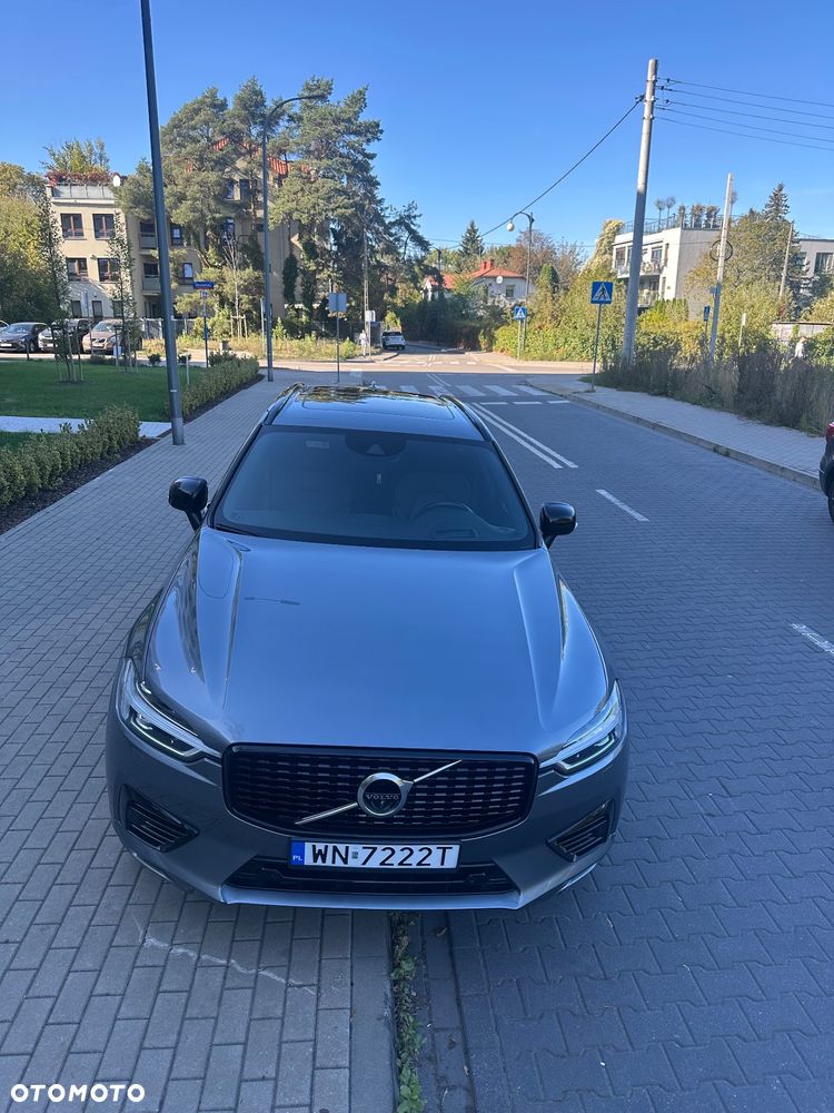 Volvo XC 60 T8 Plug-In Hybrid AWD R-Design - 2