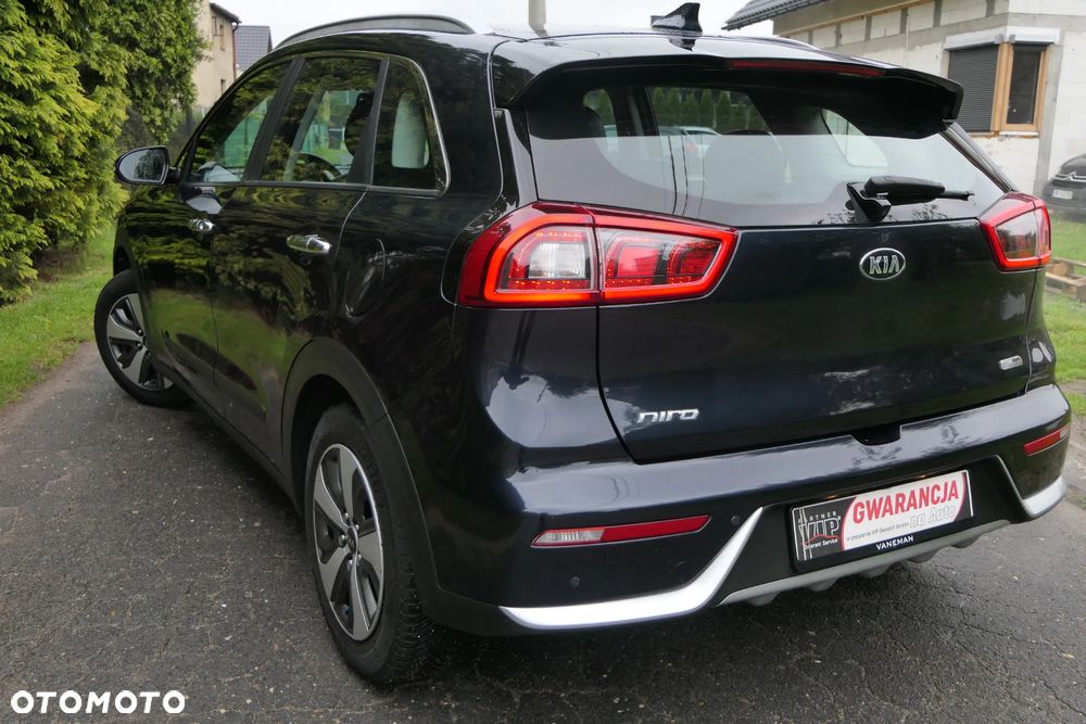 Kia Niro 1.6 GDI HEV 2WD OPF Edition 7 - 10