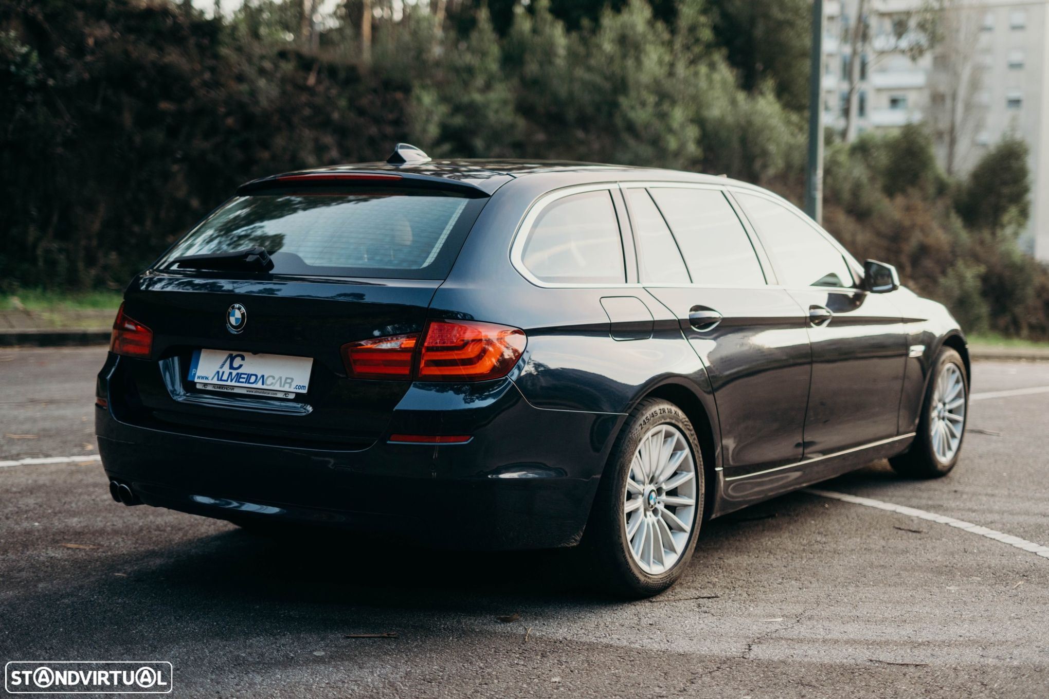 BMW 528 i Auto - 32
