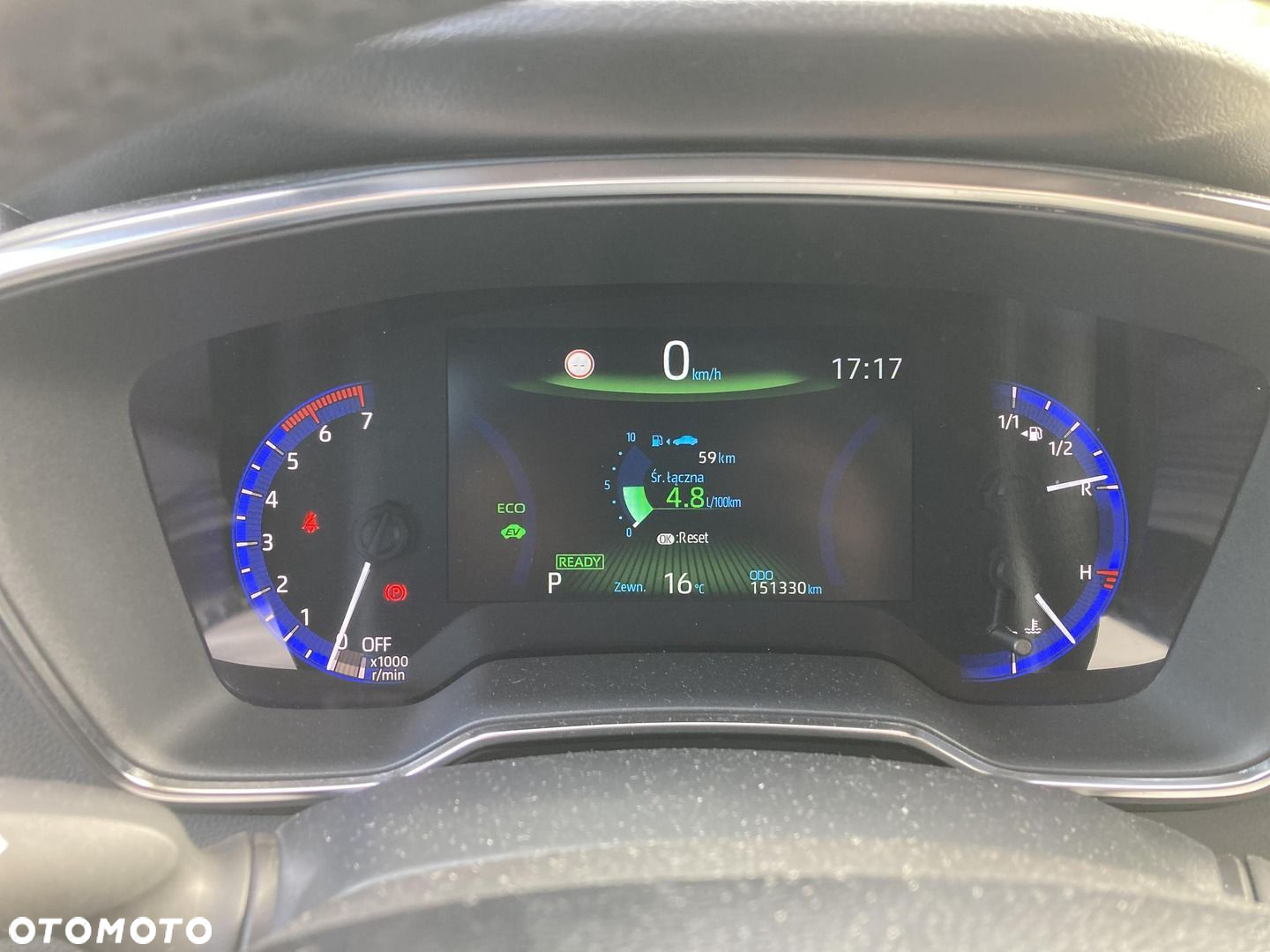 Toyota Corolla - 23