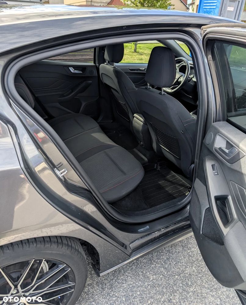 Ford Focus 1.5 EcoBlue ST-Line - 22