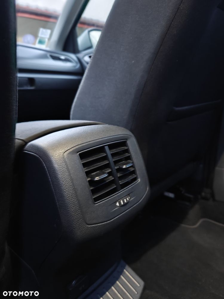 Volkswagen T-Roc 1.0 TSI Style - 22