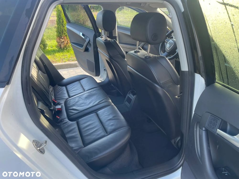 Audi A3 Sportback 1.6 TDI DPF Ambiente - 17