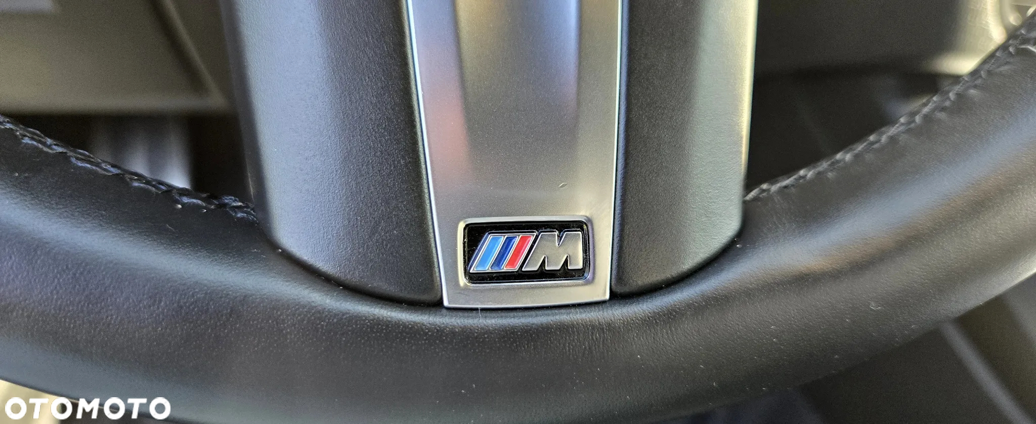 BMW Seria 3 330i M Sport - 27