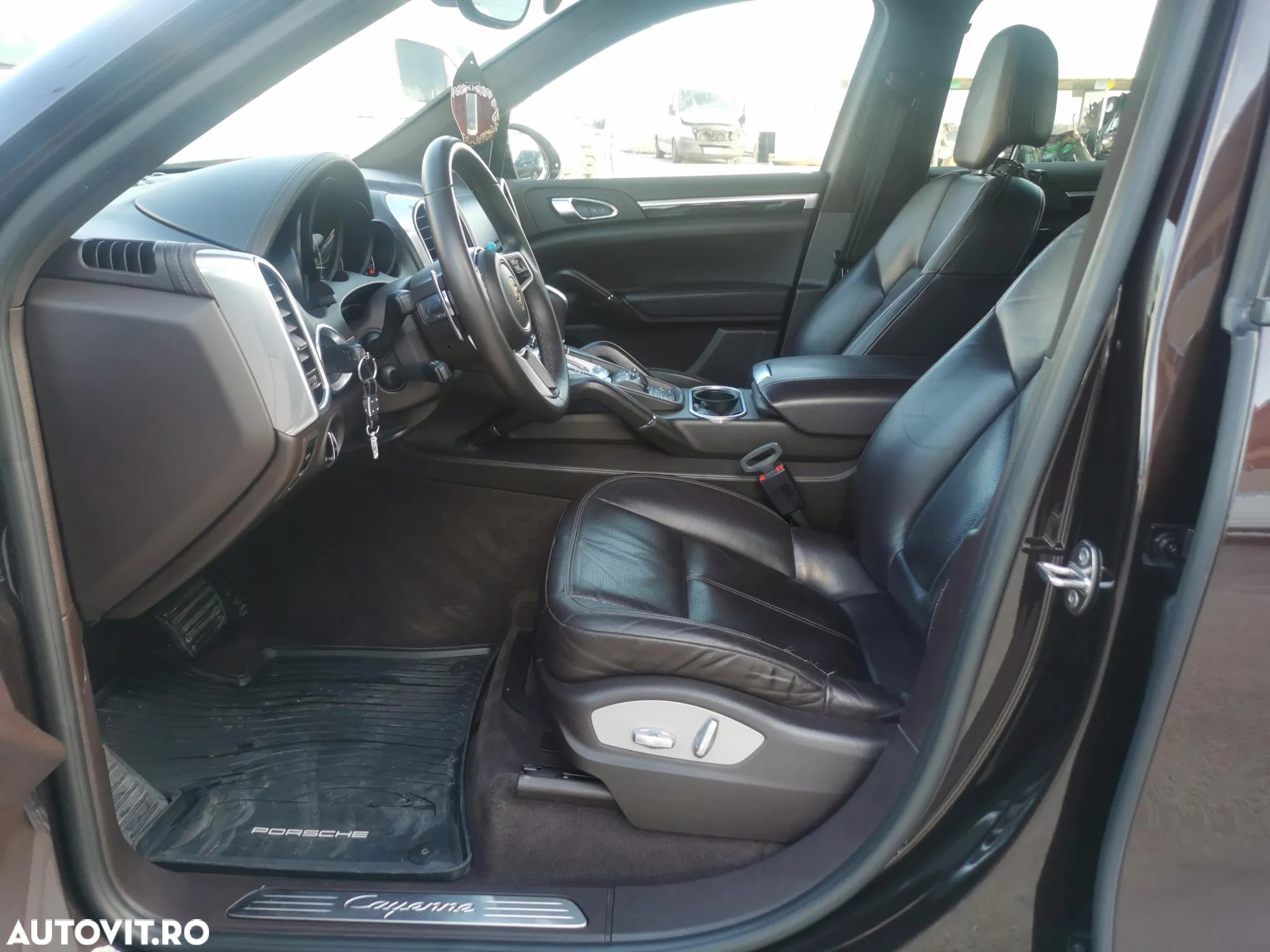 Porsche Cayenne Diesel Platinum Edition - 11